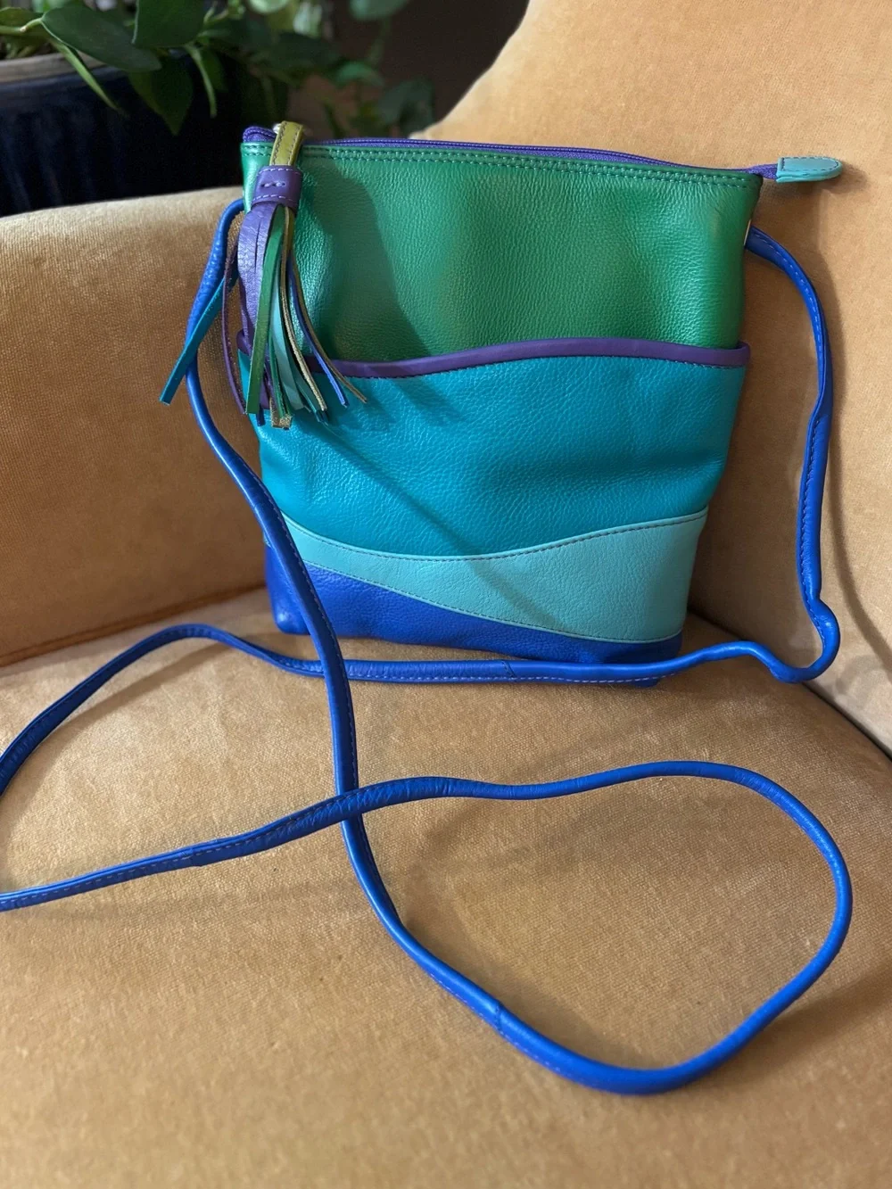 ILI NEW YORK colorful LEATHER crossbody bag POCKETS 80s colors! Blue teal purple - Picture 1 of 10